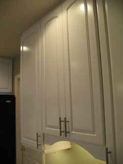 Picture,Kitchen Refinishing by www.SpecialtyCabinetFinishes.com